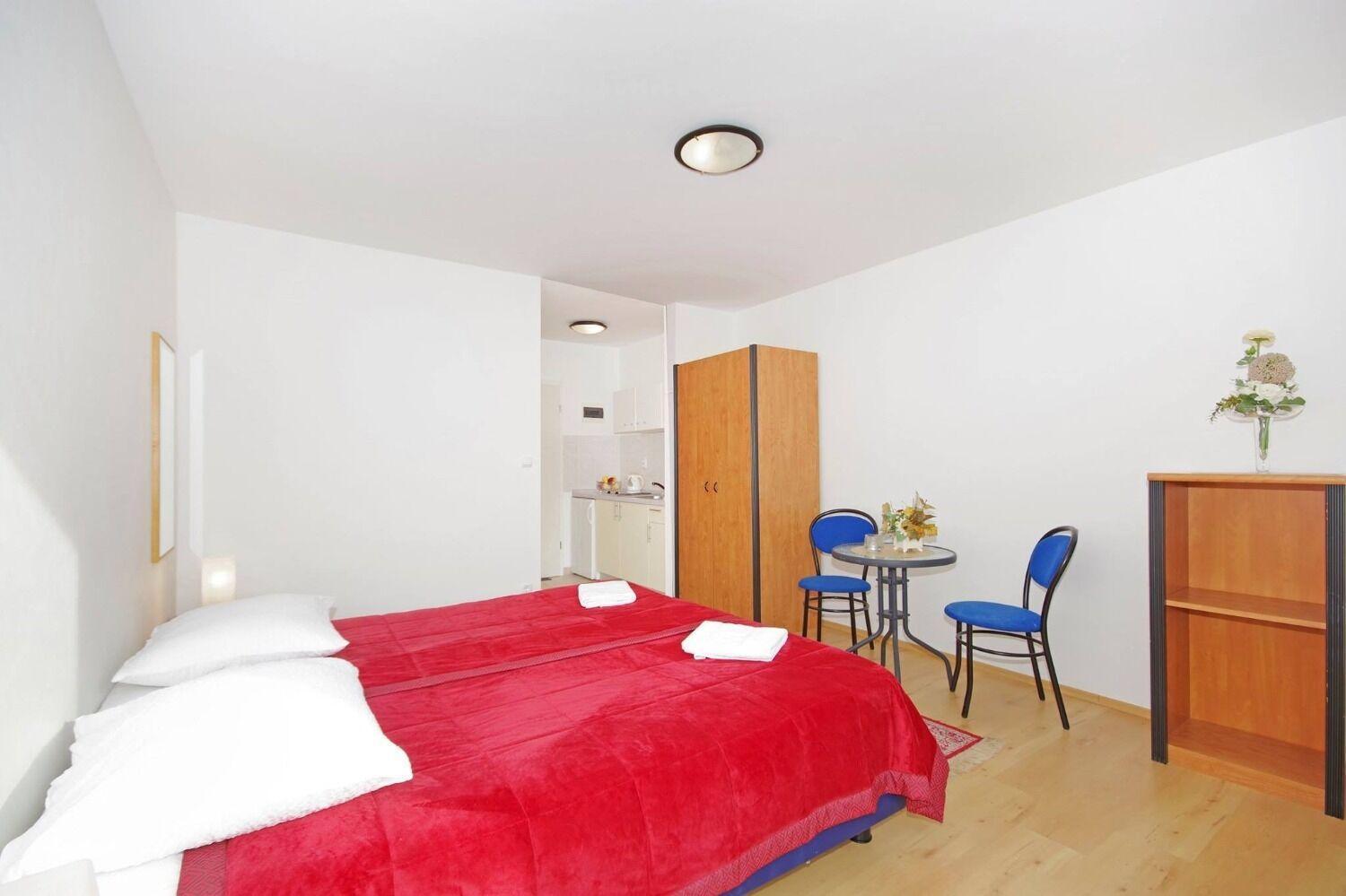 Apartments Javi - Free Private Parking Trogir Bagian luar foto